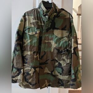 Camo 80s US Military Green Brown Army Field Jacket size Small.